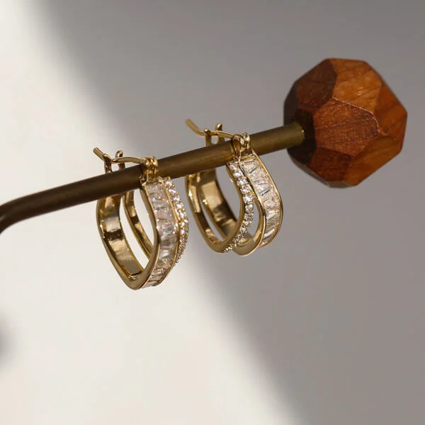Rhinestone Geometric Square Earrings - Image 2